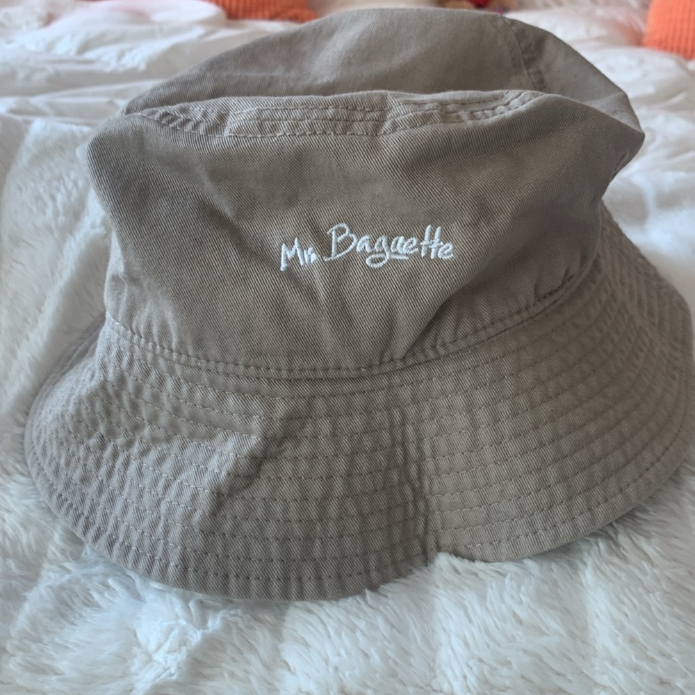 Bucket hat - Picture 2 of 8